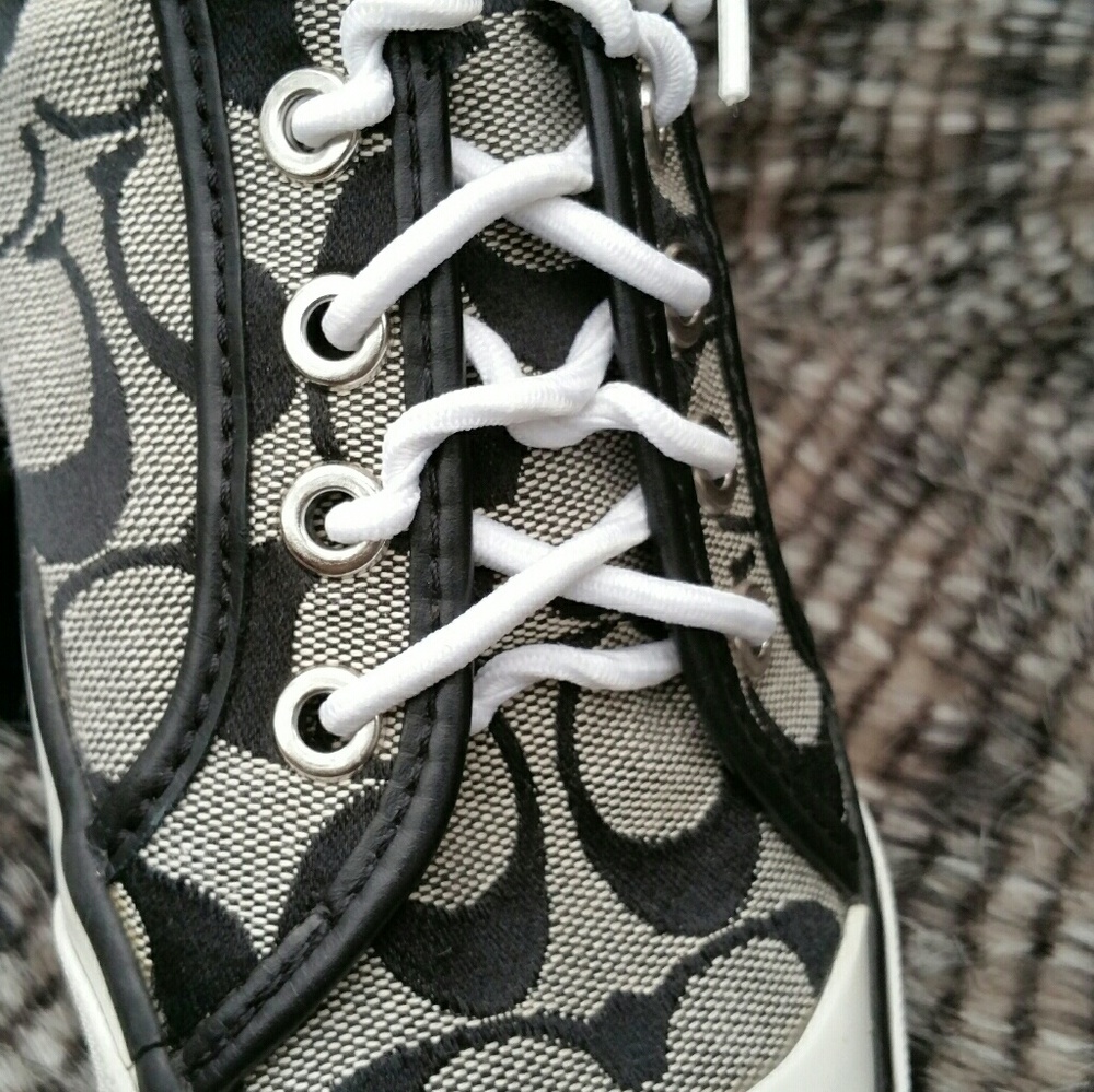 Coach Signature Pattern Shoes - Picture 8 of 8